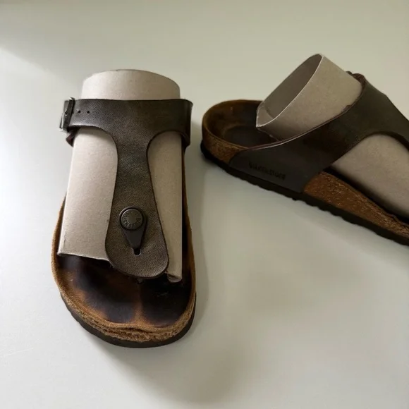 Birkenstock Gizeh Oiled Leather Bronze Sandals Women’s Size 37 - Picture 9 of 10